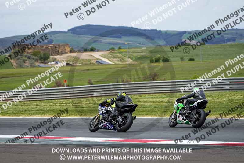 cadwell no limits trackday;cadwell park;cadwell park photographs;cadwell trackday photographs;enduro digital images;event digital images;eventdigitalimages;navarra;no limits trackdays;peter wileman photography;racing digital images;trackday digital images;trackday photos